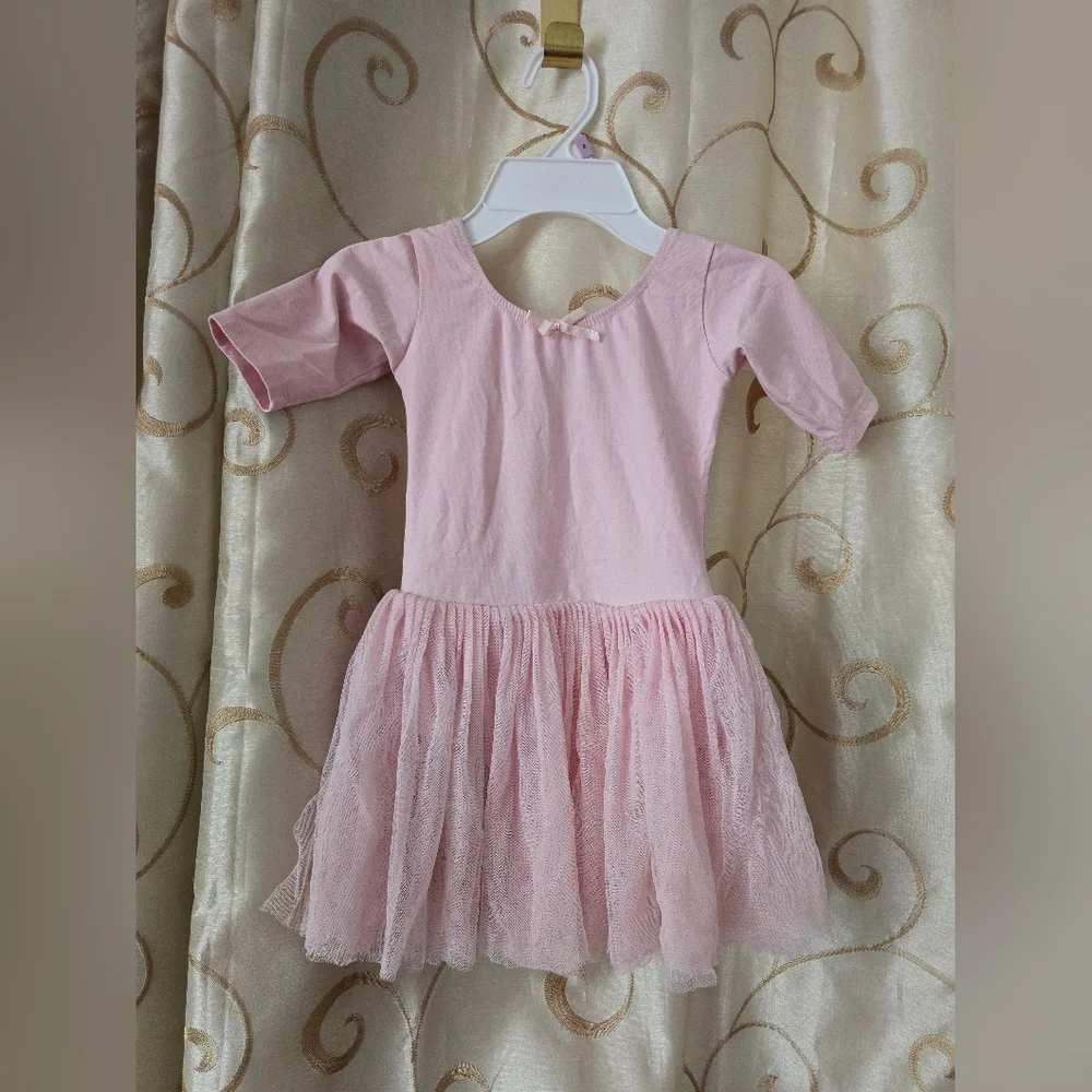Girls Pink Ballet Leotard Small / US 4–6